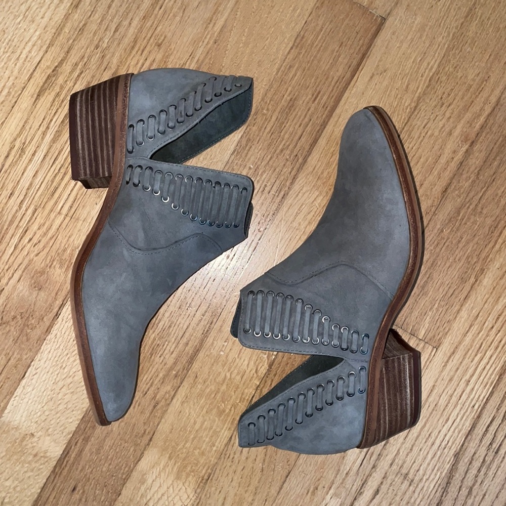 Vince Camuto Pevista Bootie